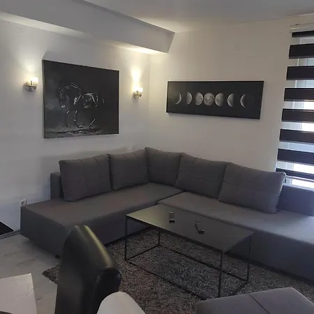 Triangle * Divčibare