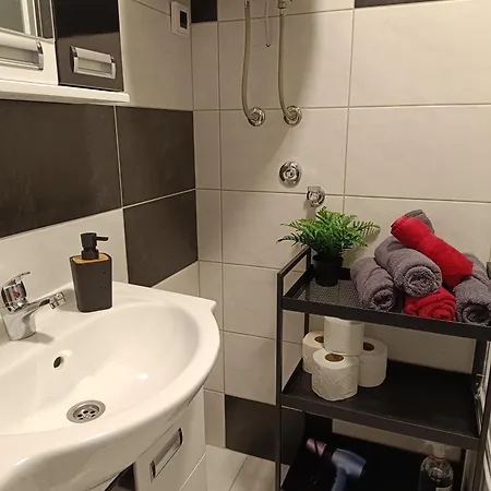 Triangle Apartment Divcibare